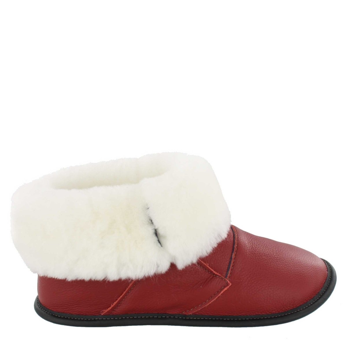 Pantoufle mouton et cuir rouge pour femme de style bottine souriante